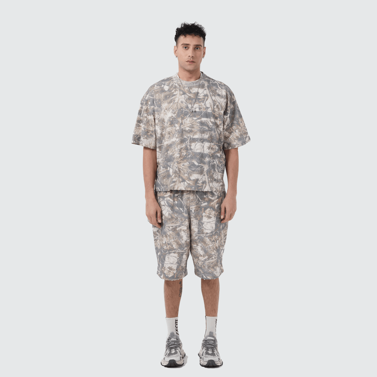 French Terry Camo Shorts -unisex