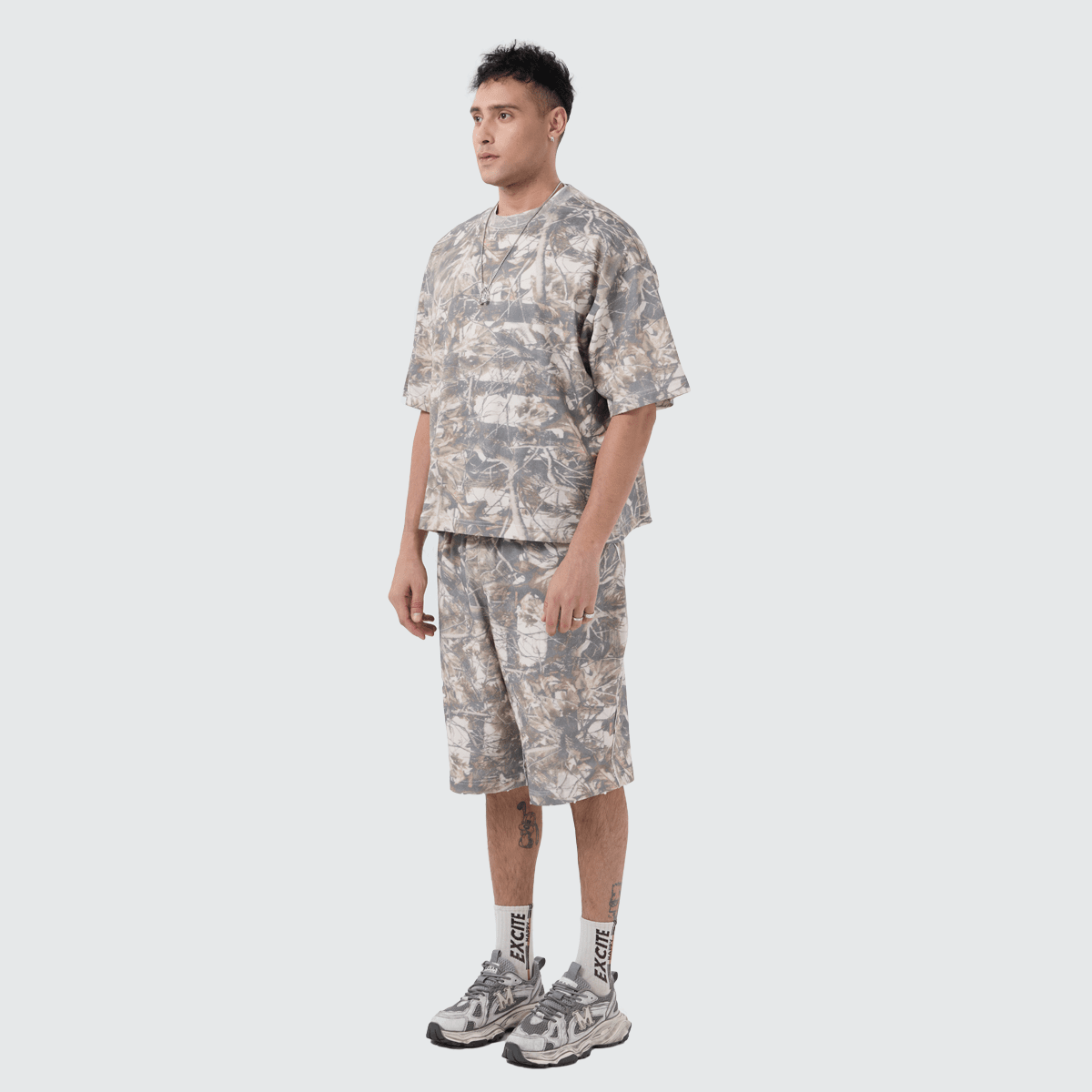 French Terry Camo Shorts -unisex