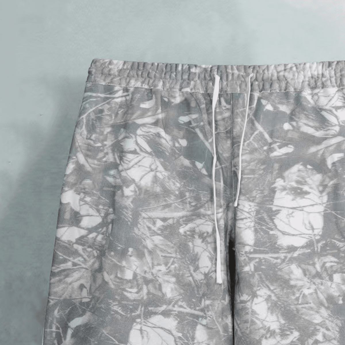 French Terry Camo Shorts -unisex